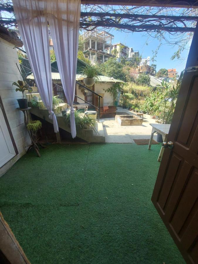 Giftland Homestay Āīzawl Kültér fotó